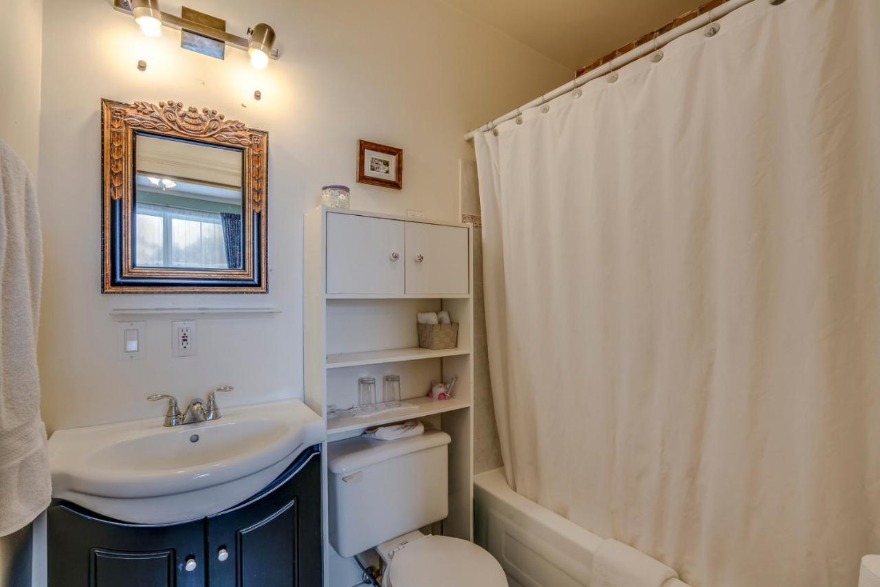 Manoir Mon Calme Bed & Breakfast